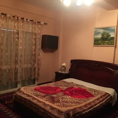 Opari Apartament شقة